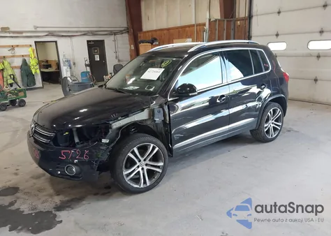 2017 Volkswagen Tiguan 2.0T Sel z USA, uszkodzony, nr VIN WVGWV7AX1HW503220